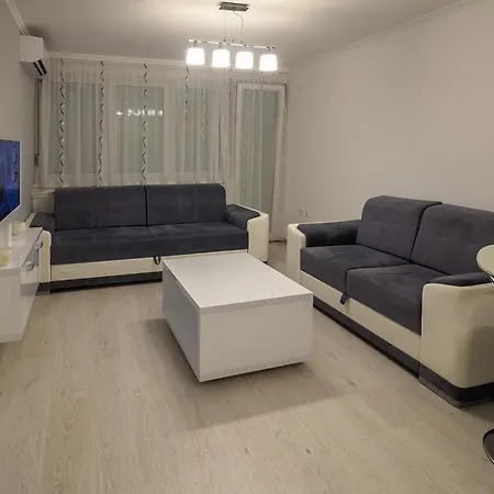 Apartment Ste-mi *