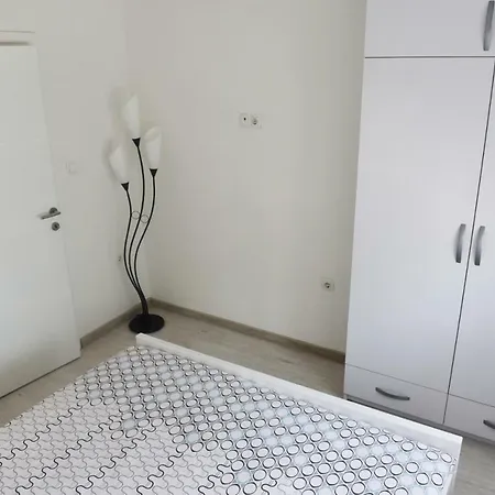 Apartment Ste-mi